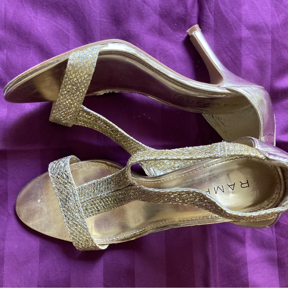 Metallic Gold Katreenia High Heels by Rampage, sz 7 - 3.5” heel - Picture 6 of 11